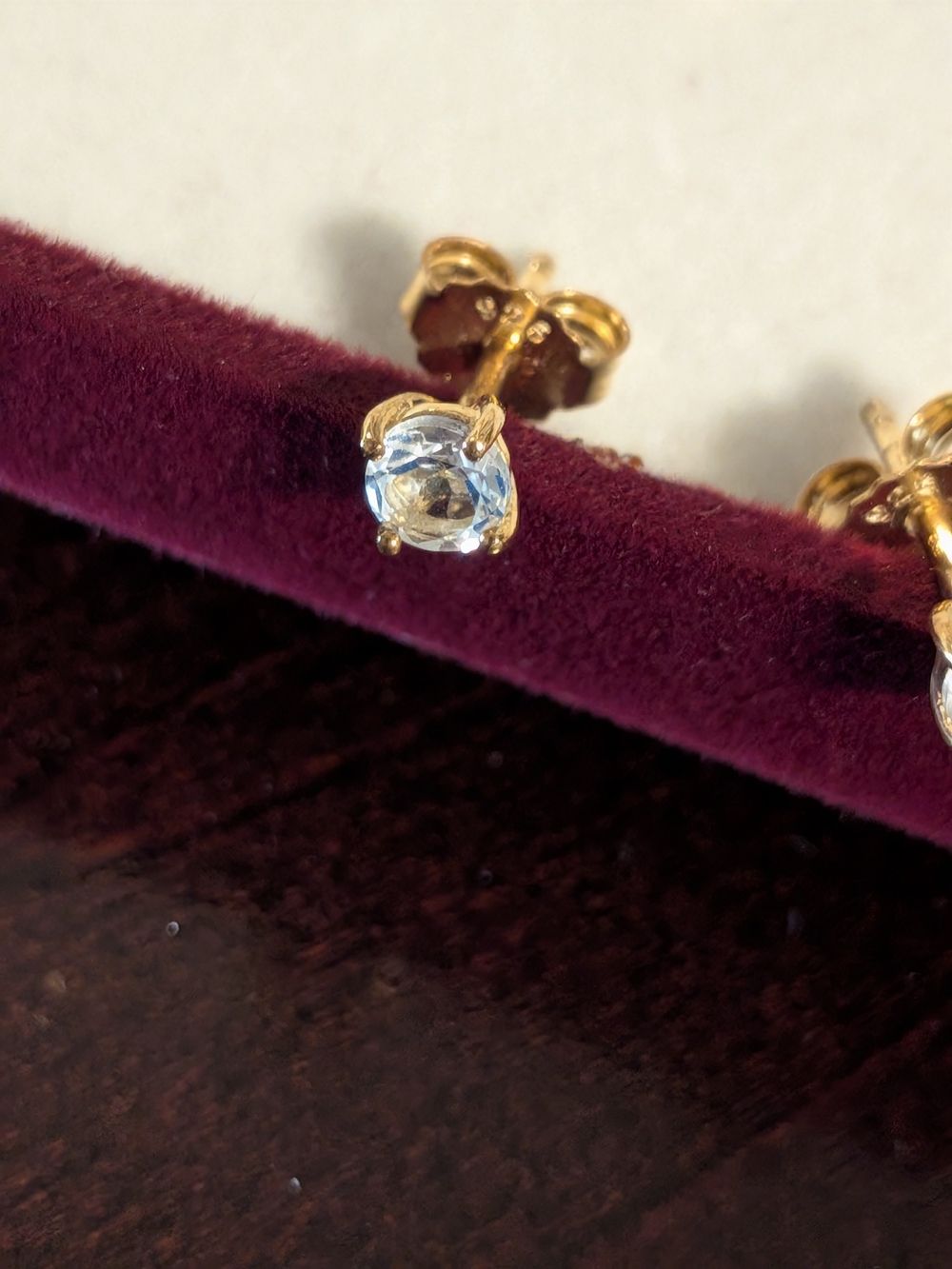 Mejuri Set Gold Hue 14k Gold Necklace & 18k Vermeil White Topaz Stud Earrings - Picture 5 of 15